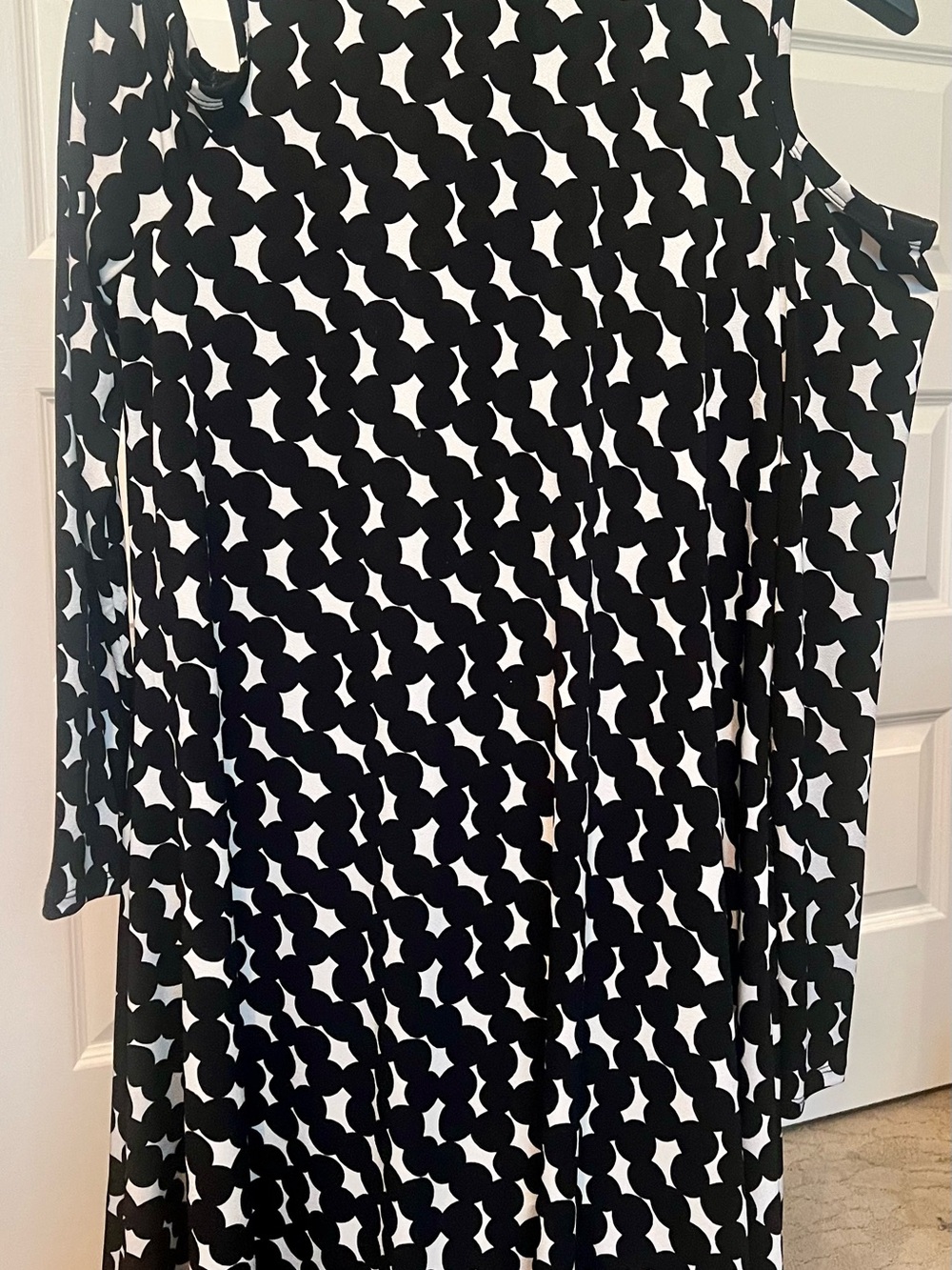 Kaari Blue Black and White Geometric Long Sleeve Dress